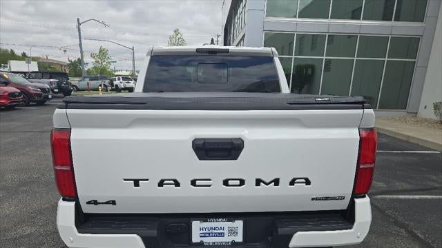 2025 Toyota Tacoma TRD Sport HV