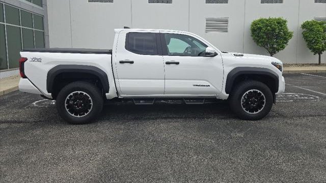 2025 Toyota Tacoma TRD Sport HV