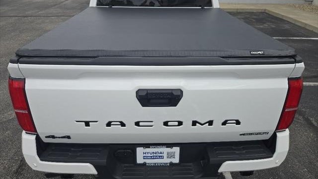 2025 Toyota Tacoma TRD Sport HV
