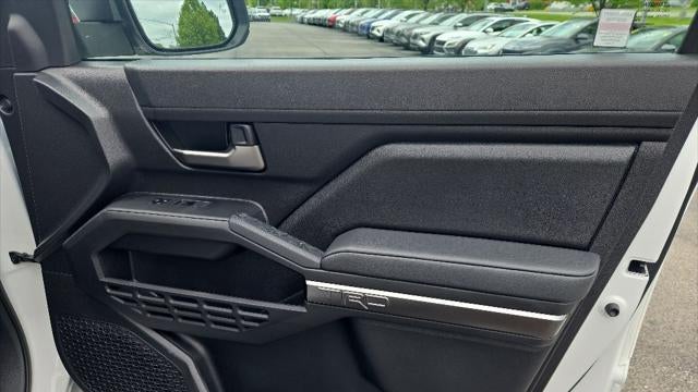 2025 Toyota Tacoma TRD Sport HV