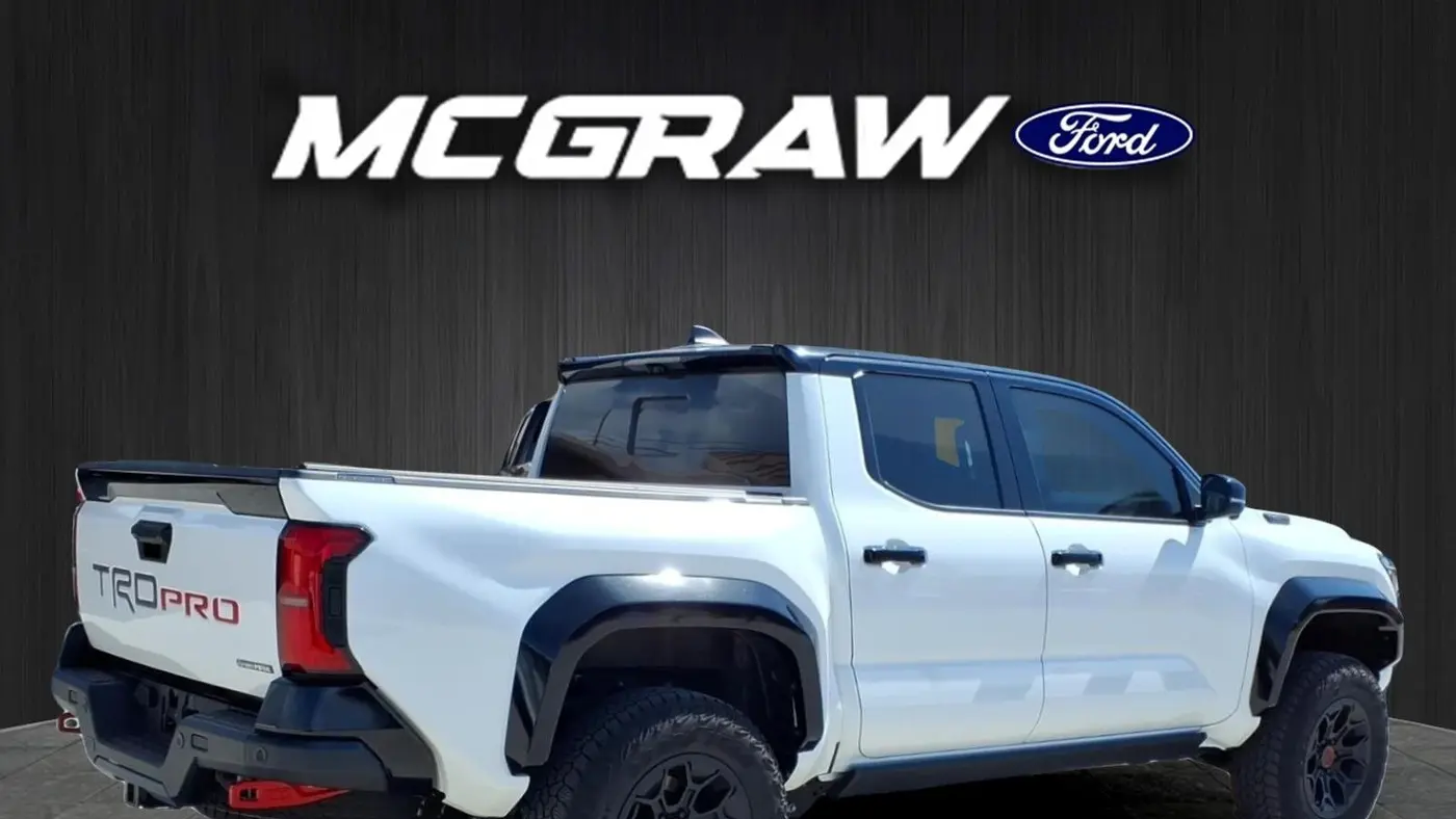 2026 Toyota Tacoma TRD Sport HV