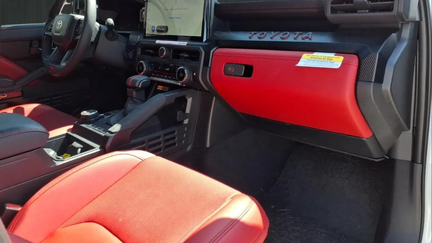 2026 Toyota Tacoma TRD Sport HV