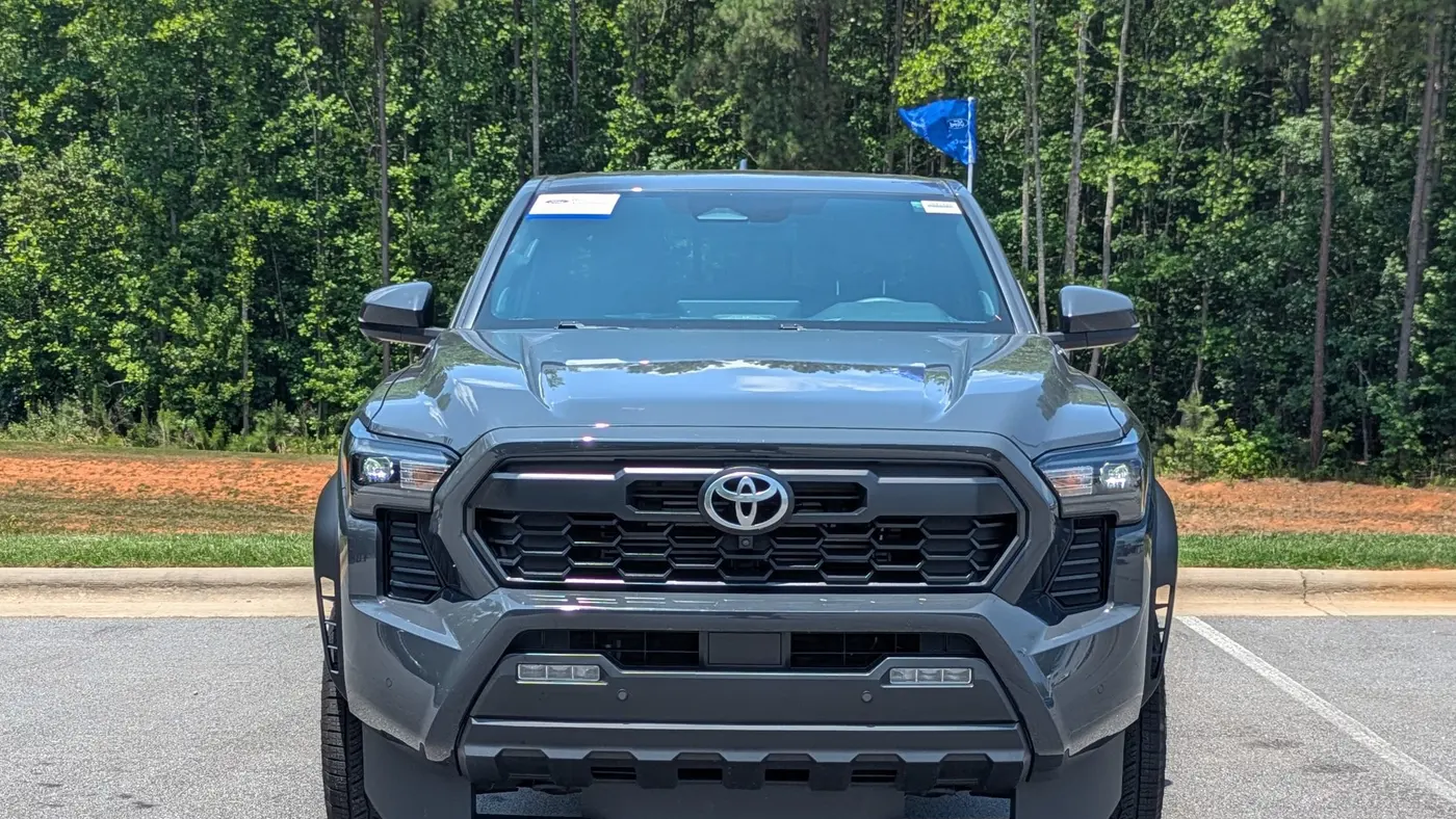 2025 Toyota Tacoma TRD Off-Road HV