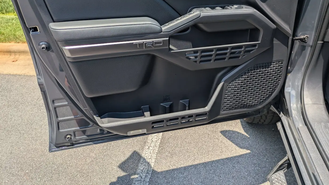 2025 Toyota Tacoma TRD Off-Road HV