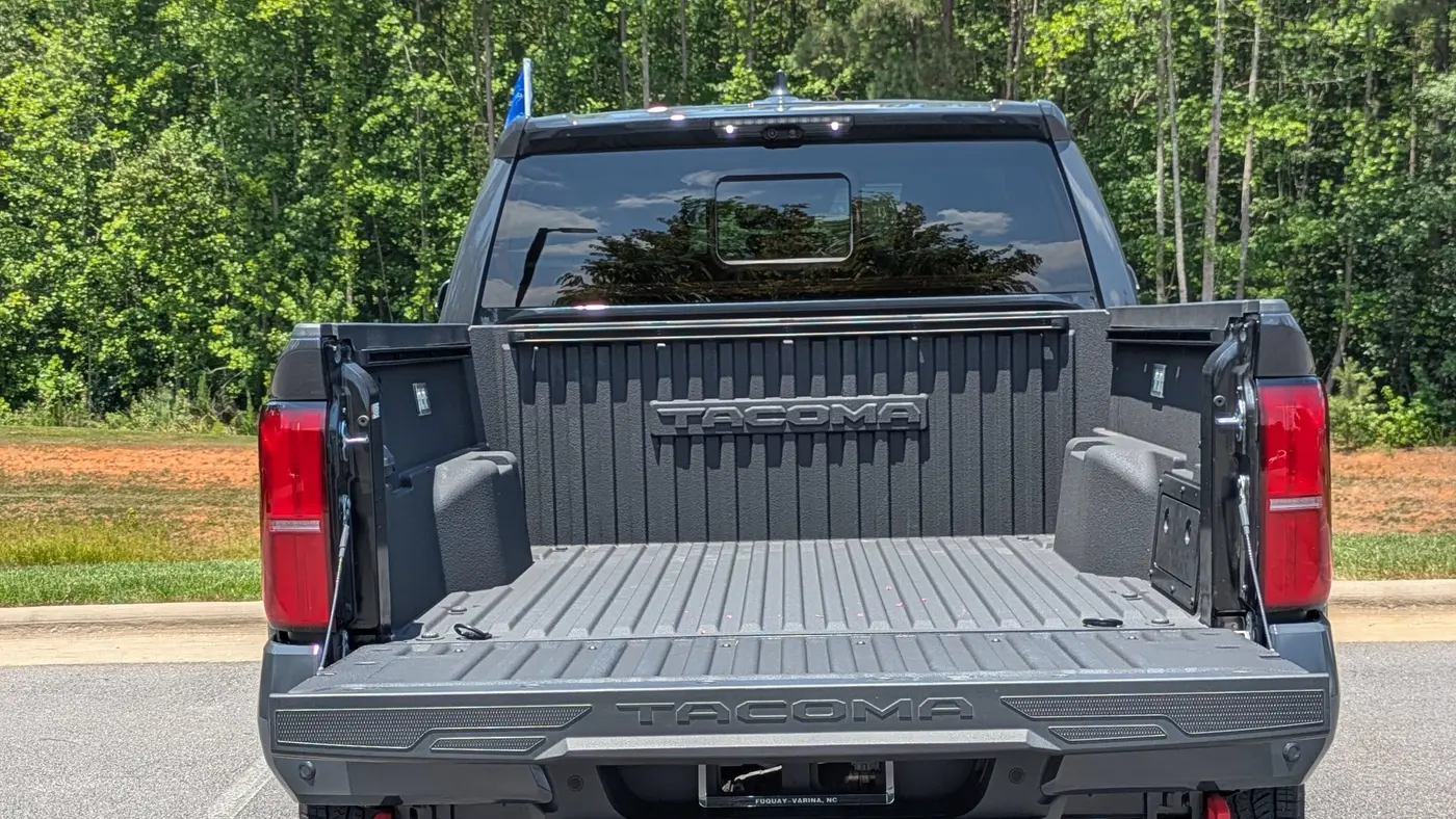 2025 Toyota Tacoma TRD Off-Road HV