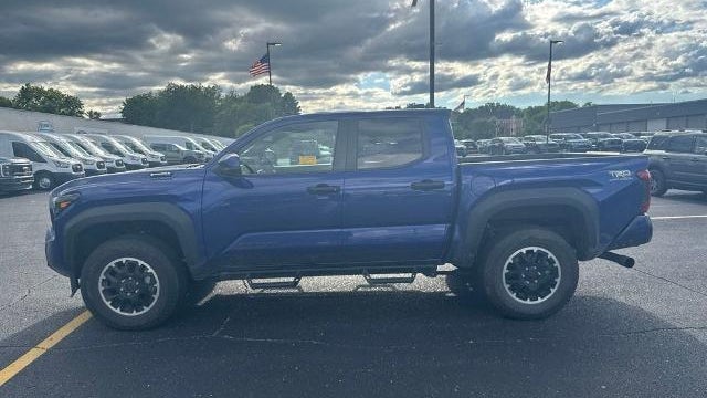 2025 Toyota Tacoma Trailhunter HV