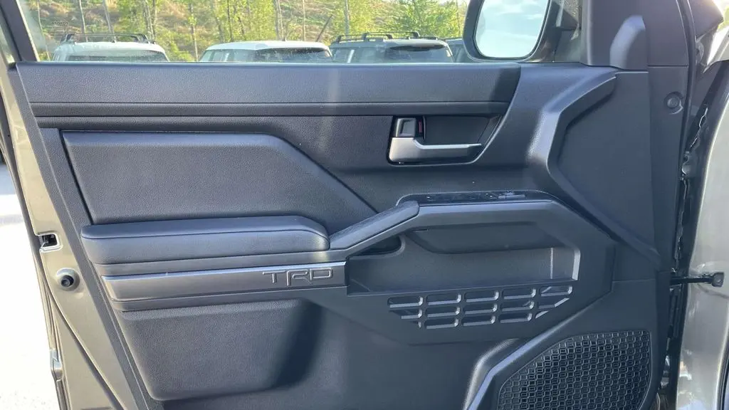2025 Toyota Tacoma Trailhunter HV