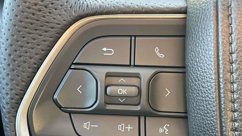 2025 Toyota Tacoma Trailhunter HV