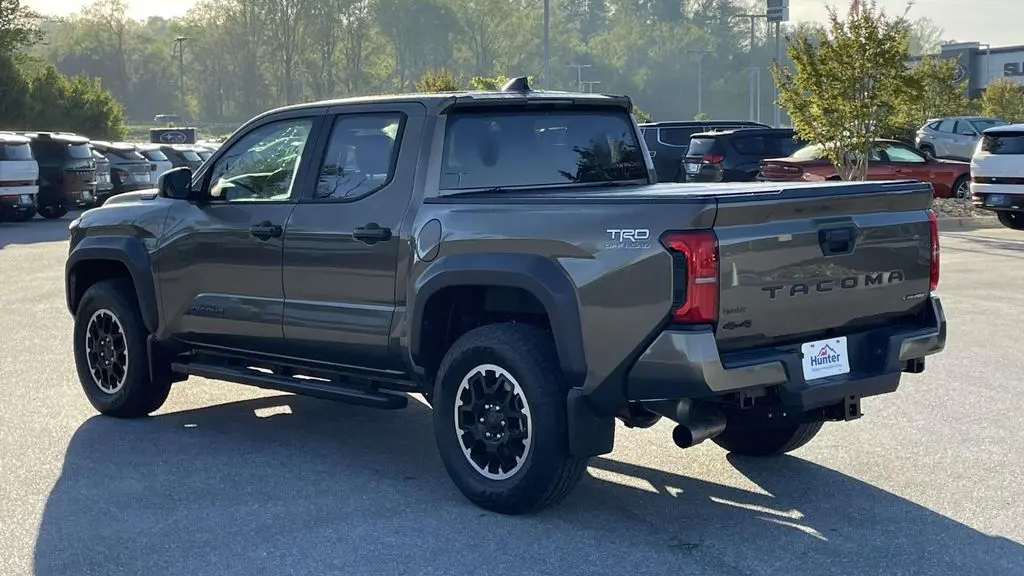 2025 Toyota Tacoma Trailhunter HV