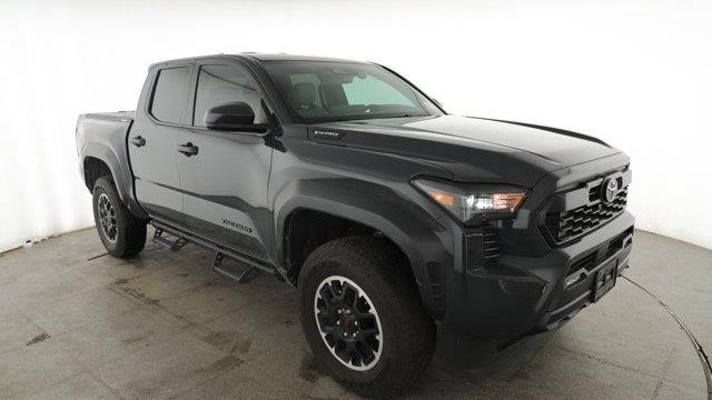 2025 Toyota Tacoma TRD Sport HV