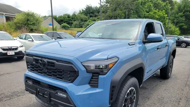 2026 Toyota Tacoma TRD Sport HV