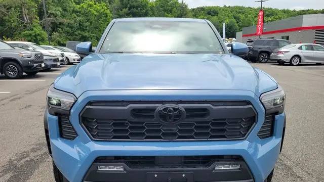 2026 Toyota Tacoma TRD Sport HV