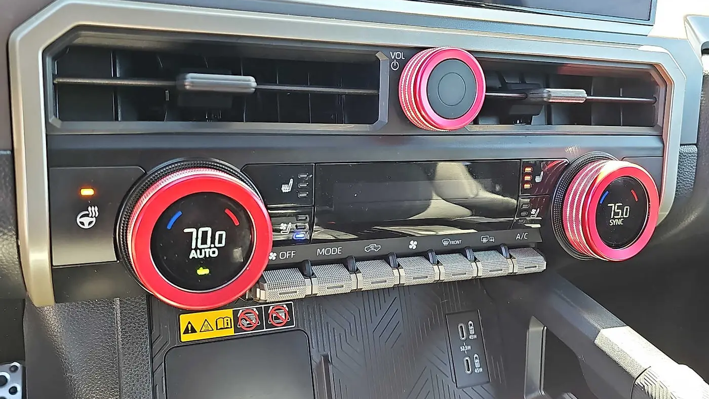 2025 Toyota Tacoma Trailhunter HV