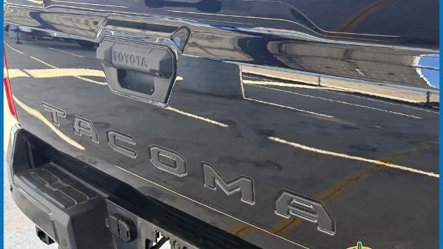 2025 Toyota Tacoma Trailhunter HV