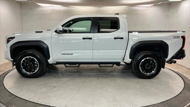 2024 Toyota Tacoma TRD Sport HV