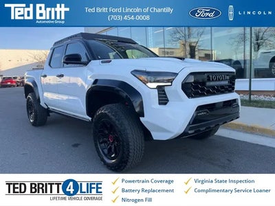 2024 Toyota Tacoma 4X4 TRD Sport HV 4DR Double Cab 5.0 FT SB