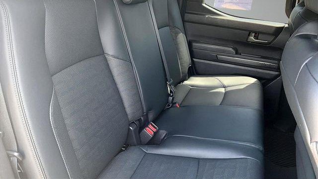 2025 Toyota Tacoma TRD Sport HV