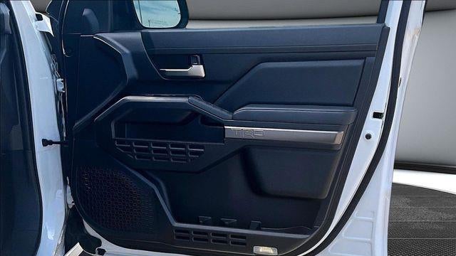 2025 Toyota Tacoma TRD Sport HV