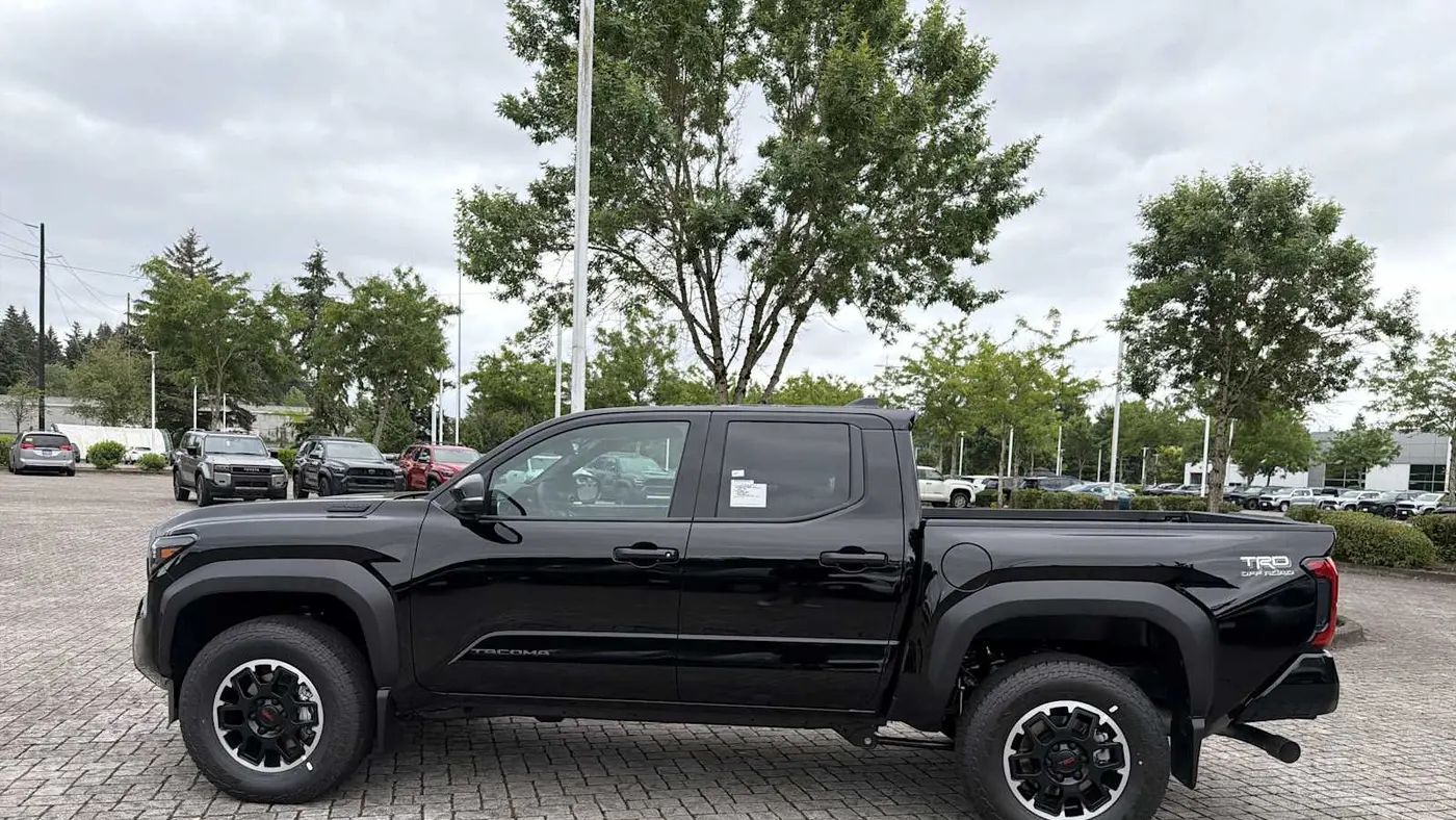 2026 Toyota Tacoma Limited HV