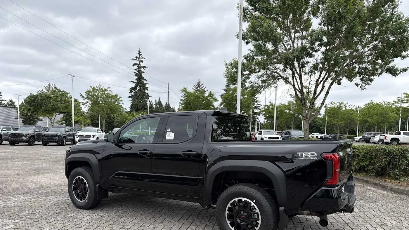 2026 Toyota Tacoma Limited HV