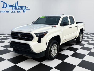 2024 Toyota Tacoma 4X4 SR 4DR Double Cab 5.0 FT SB 8A