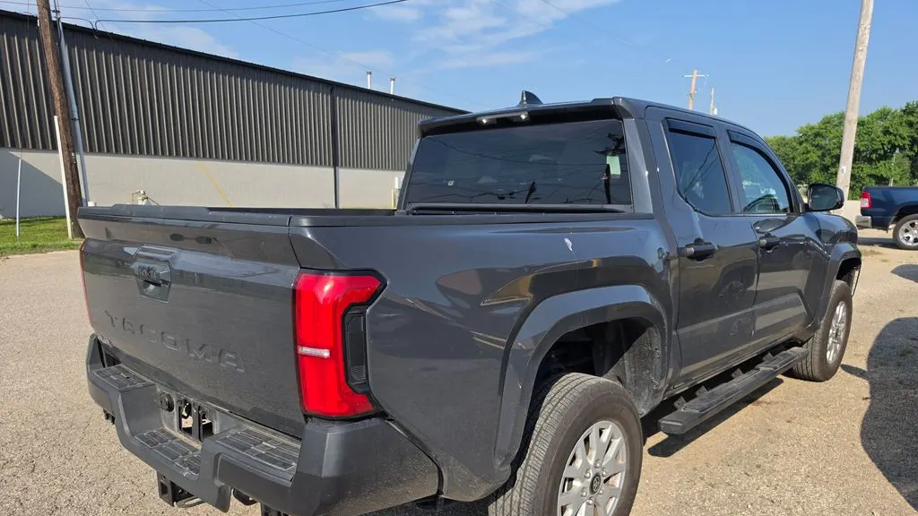 2025 Toyota Tacoma SR