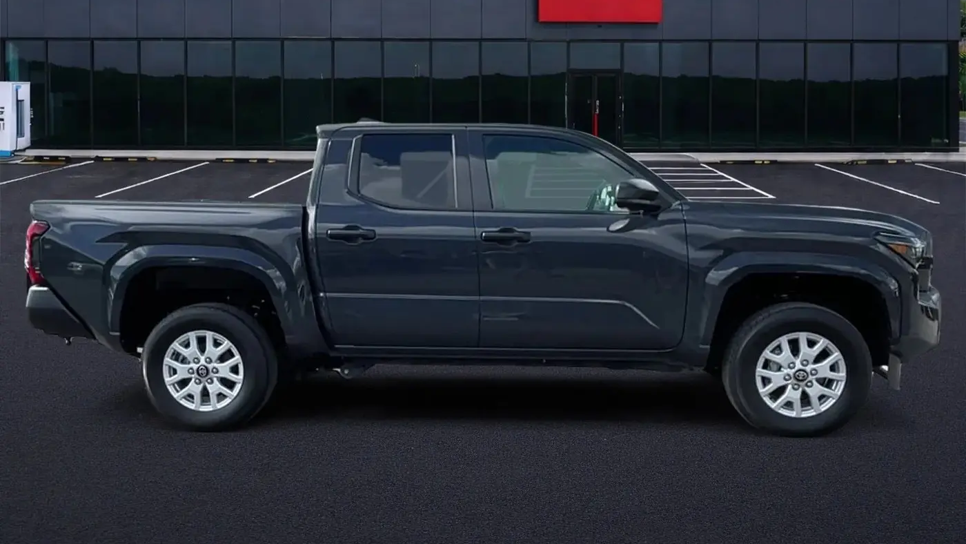 2025 Toyota Tacoma SR