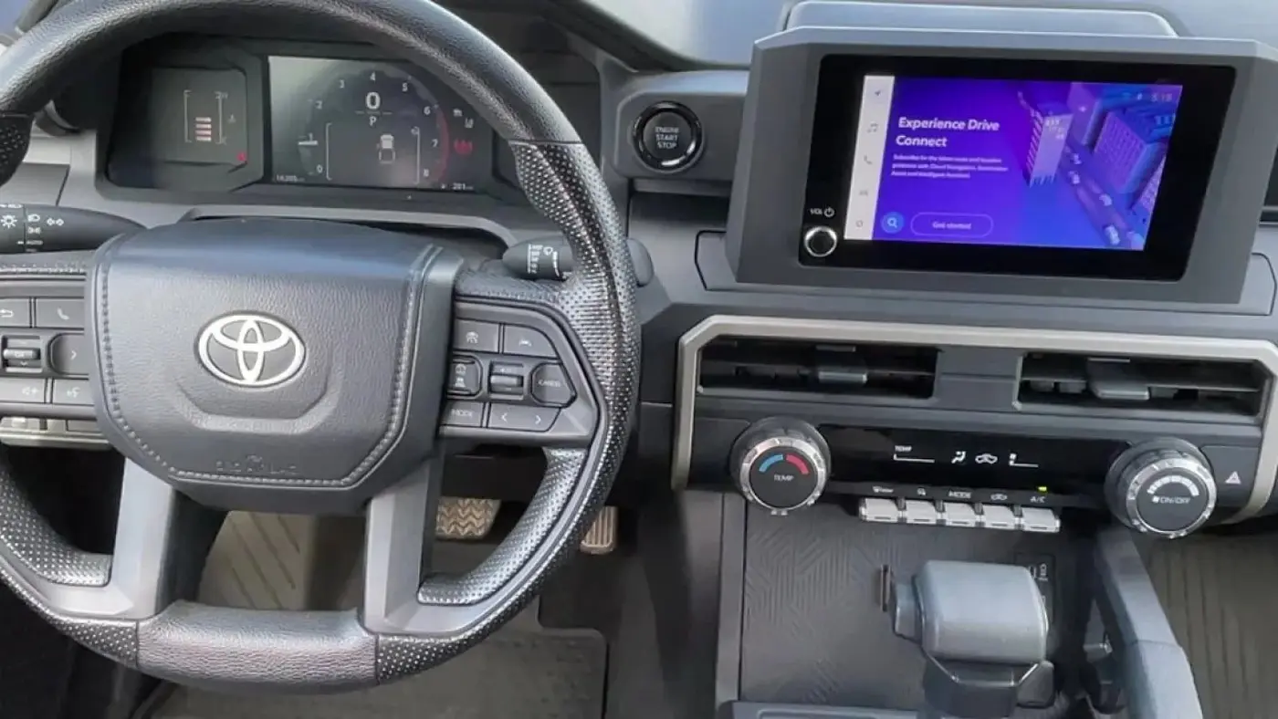 2025 Toyota Tacoma SR