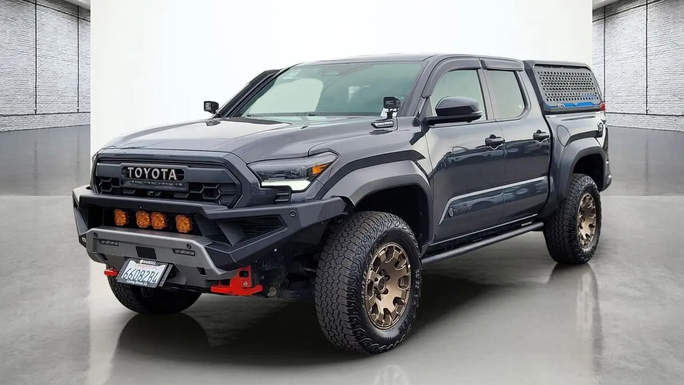 2024 Toyota Tacoma Trailhunter HV