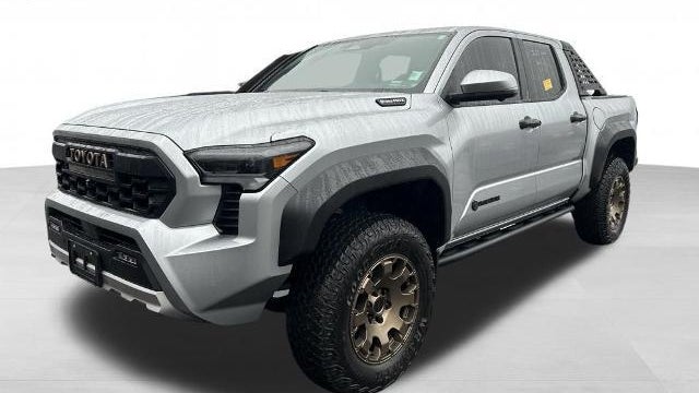 2024 Toyota Tacoma Trailhunter HV