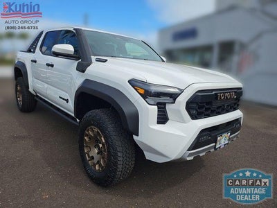 2024 Toyota Tacoma 4X4 Trailhunter HV 4DR Double Cab 5.0 FT SB