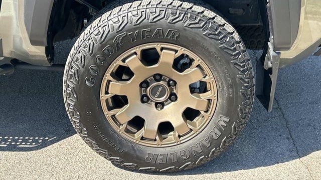 2024 Toyota Tacoma Trailhunter HV