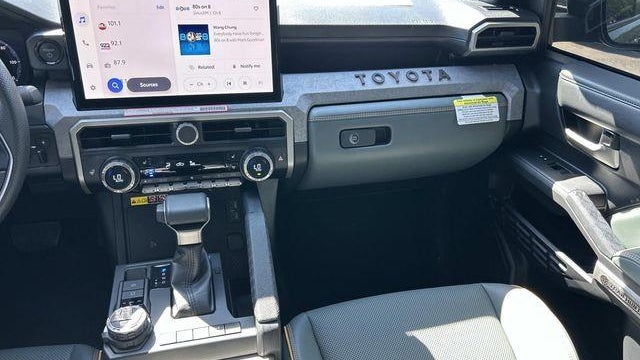 2024 Toyota Tacoma Trailhunter HV