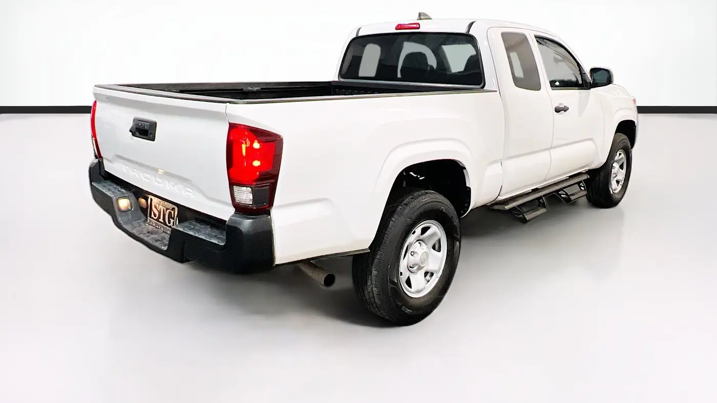 2022 Toyota Tacoma SR