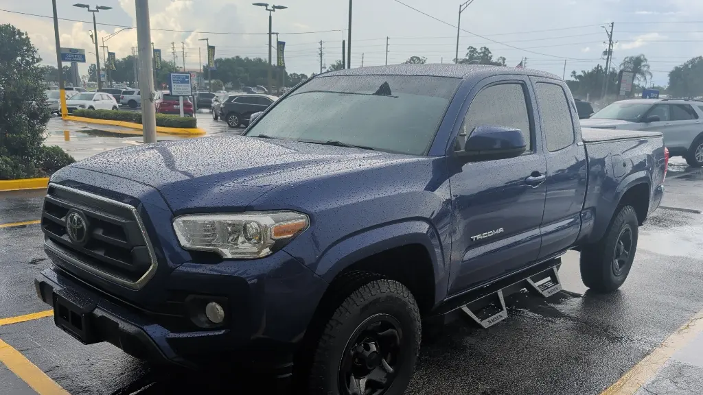 2023 Toyota Tacoma SR5