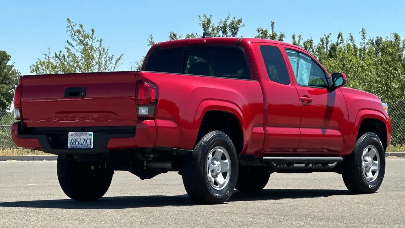 2022 Toyota Tacoma SR