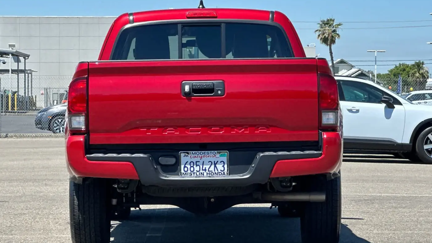 2022 Toyota Tacoma SR