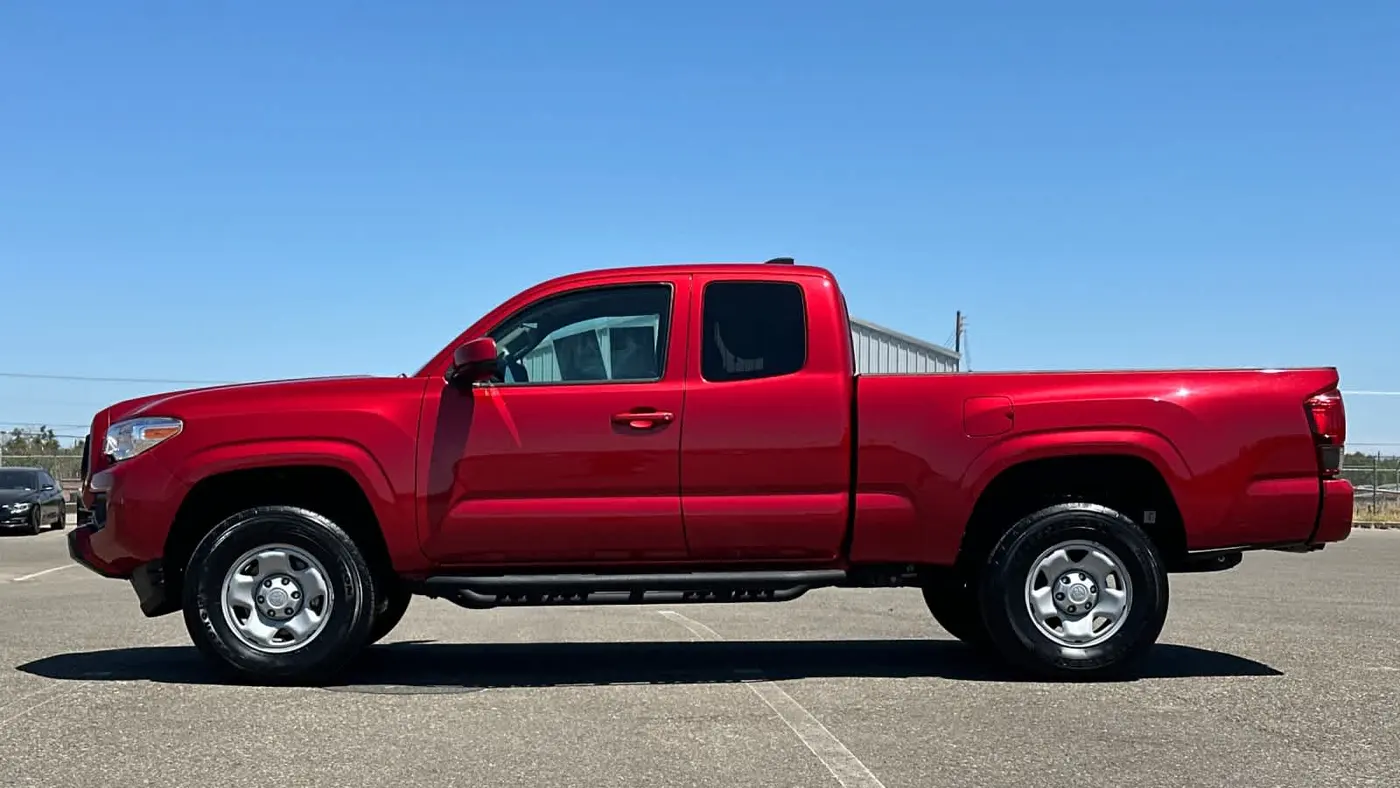 2022 Toyota Tacoma SR