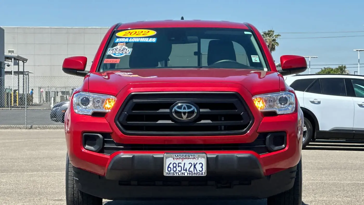 2022 Toyota Tacoma SR