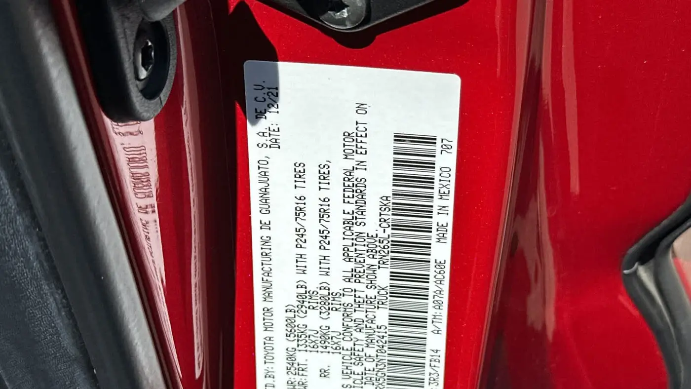 2022 Toyota Tacoma SR
