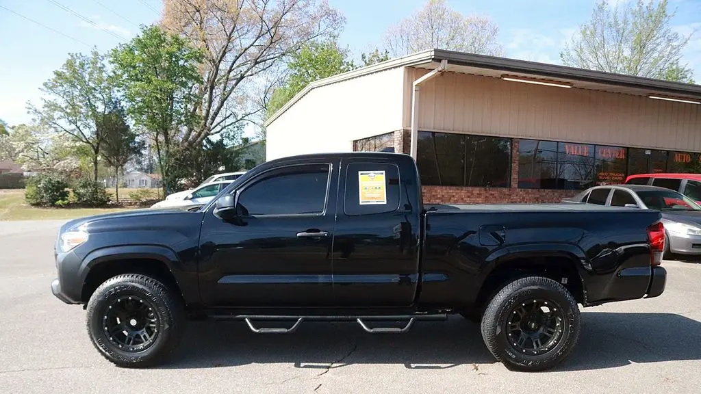 2022 Toyota Tacoma SR5