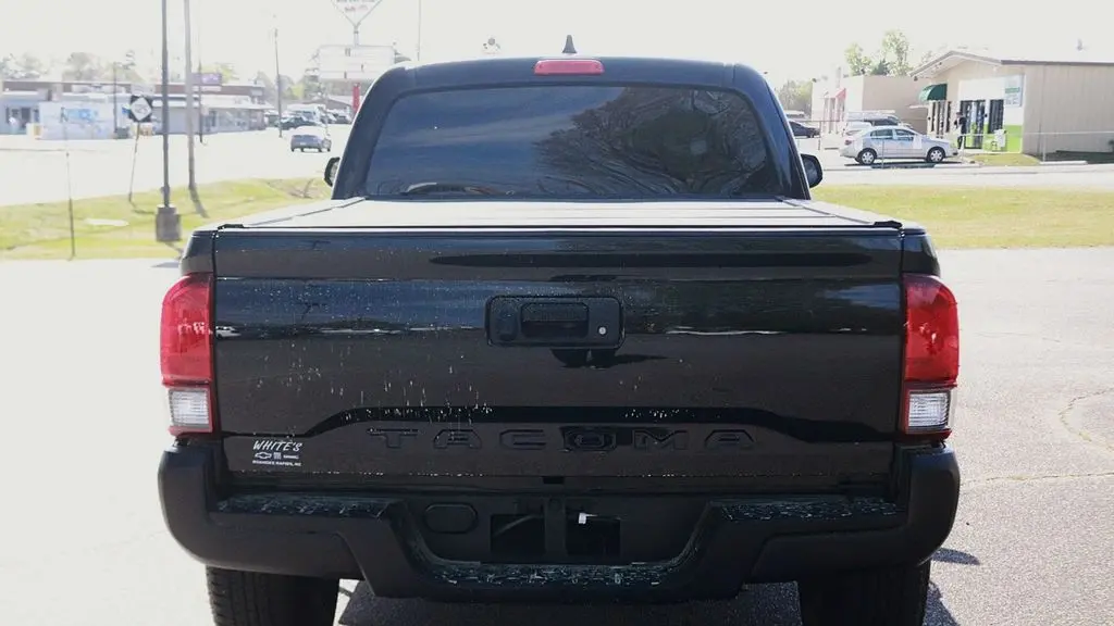 2022 Toyota Tacoma SR5