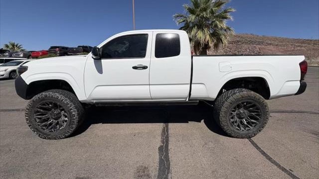 2022 Toyota Tacoma SR