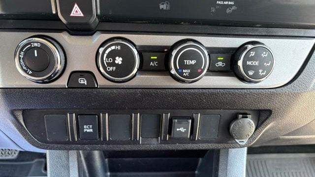 2022 Toyota Tacoma SR5