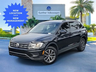 2021 Volkswagen Tiguan with Deep Black Pearl Exterior