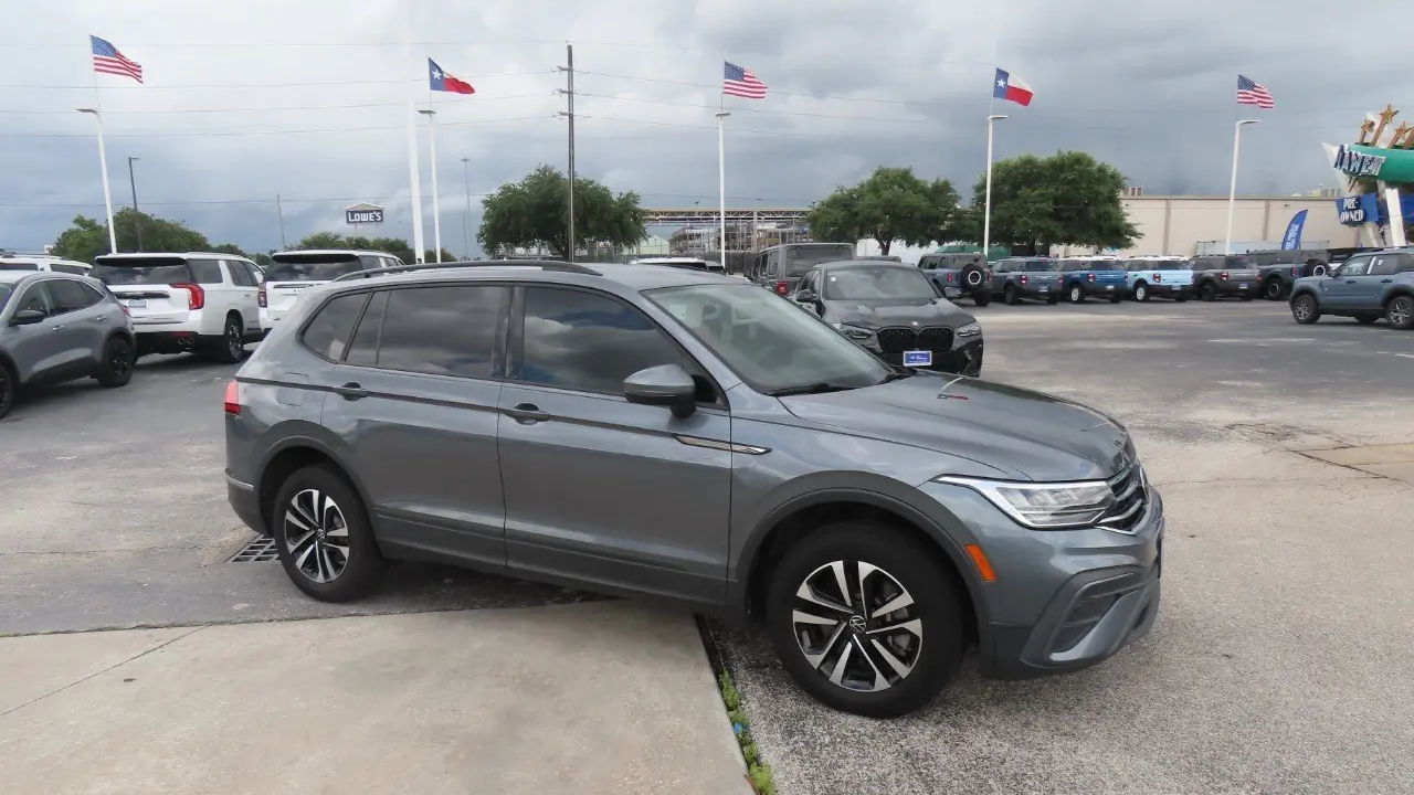 2022 Volkswagen Tiguan S