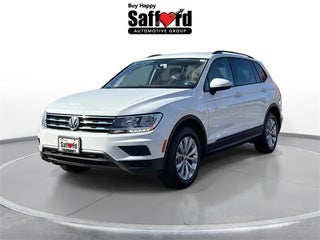 2019 Volkswagen Tiguan with Pure White Exterior