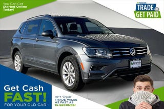2018 Volkswagen Tiguan with Platinum Gray Metallic Exterior