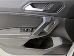 2018 Tiguan Thumbnail 12