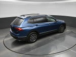 2018 Tiguan Thumbnail 30